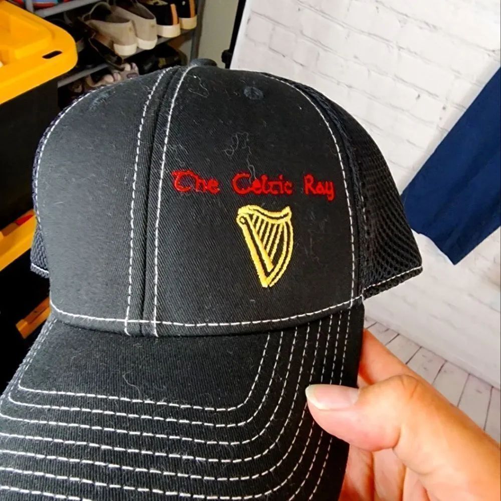 Men's New Era Hat "The Celtic Ray", size large to XL